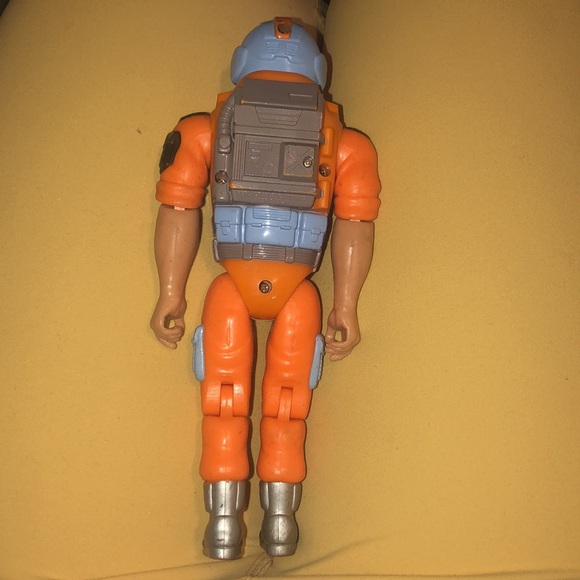 TOY ISLAND VTG 1992 RESCUE VIDEO COMMAND EAGLE-1 8" ELECTRONIC ACTION FIGURE - Picture 2 of 4